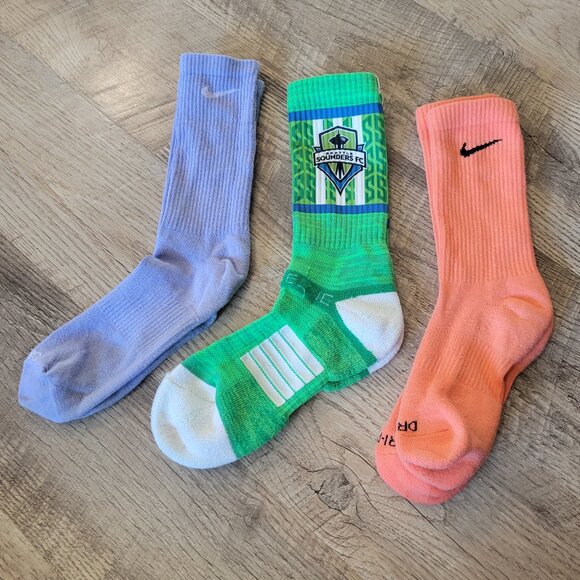 Bundle of Three Crew Socks - Picture 1 of 3